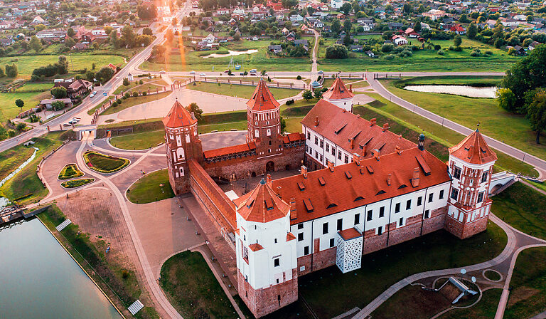 тур в брест-мирский замок